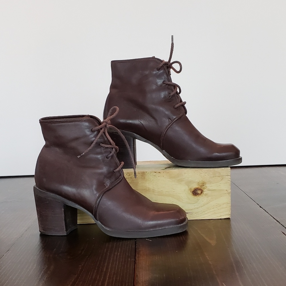 Enzo Angiolini Lace Up Chunky Heel Bootie